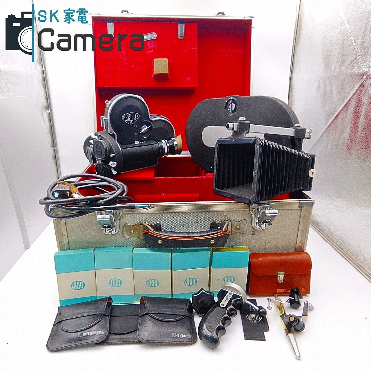 【中古】 Arriflex 16ST 16ｍｍ シネマカメラ アリフレックス フィルムマガジン フード 他 付属多数 16 ST 動作未確認 ジャンク