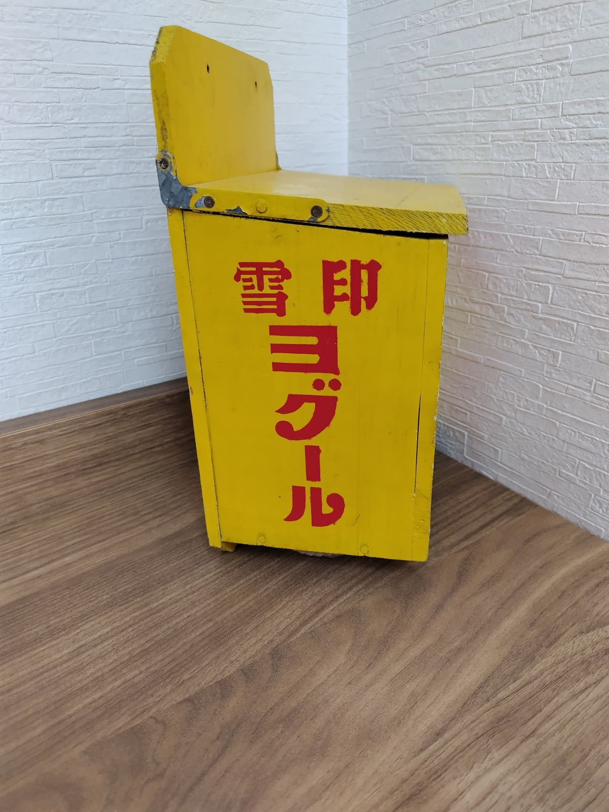 雪印 牛乳箱 木箱 昭和レトロ】 - メルカリ