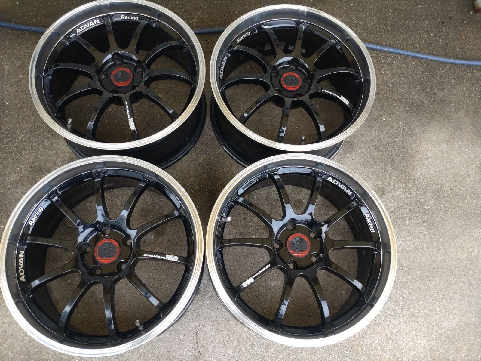 YOKOHAMA ADVAN Racing RS-D アドバン　18インチ　8.5J+45　PCD　112-5H　中古　4本セット