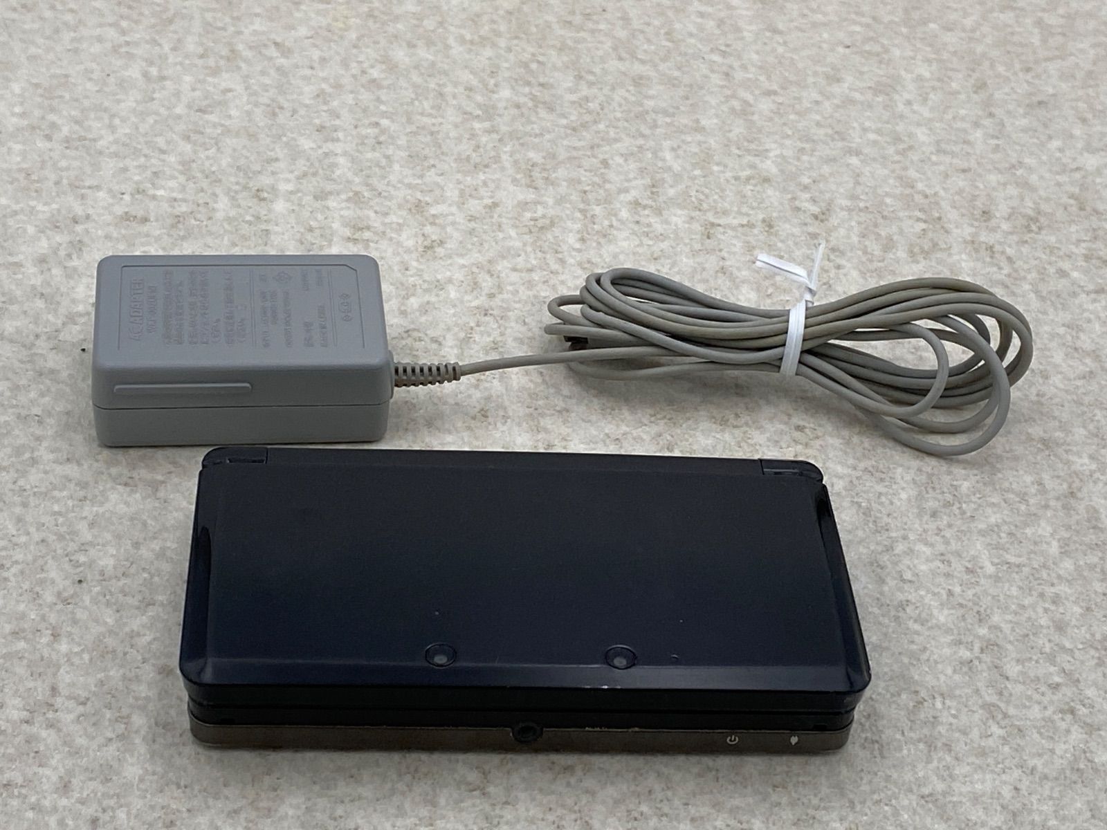 ニンテンドー3DS 　本体　ブラック