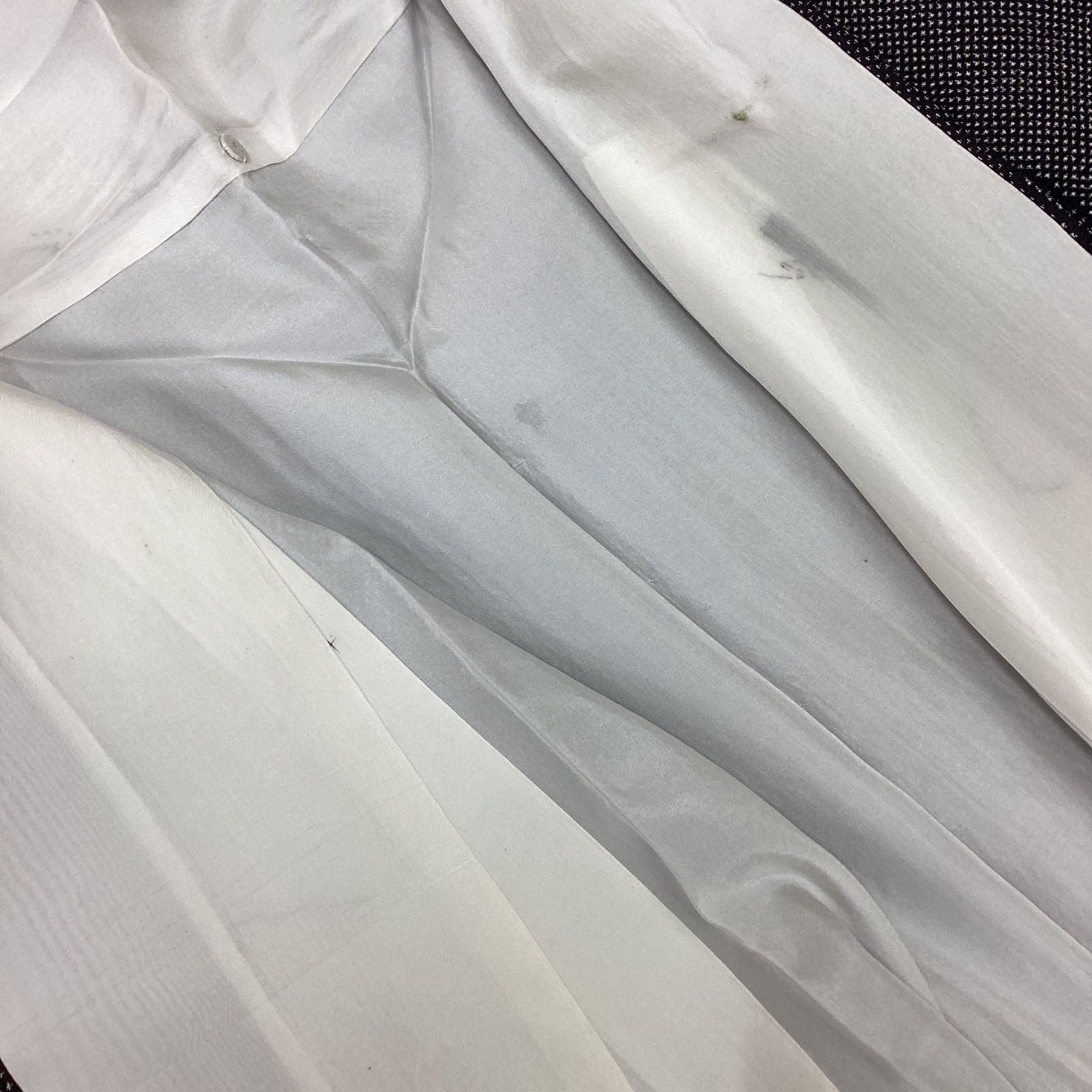 中古品 袷着物 塩沢お召 黒色 幾何学 正絹 裄64 TL寸 R974 - メルカリ