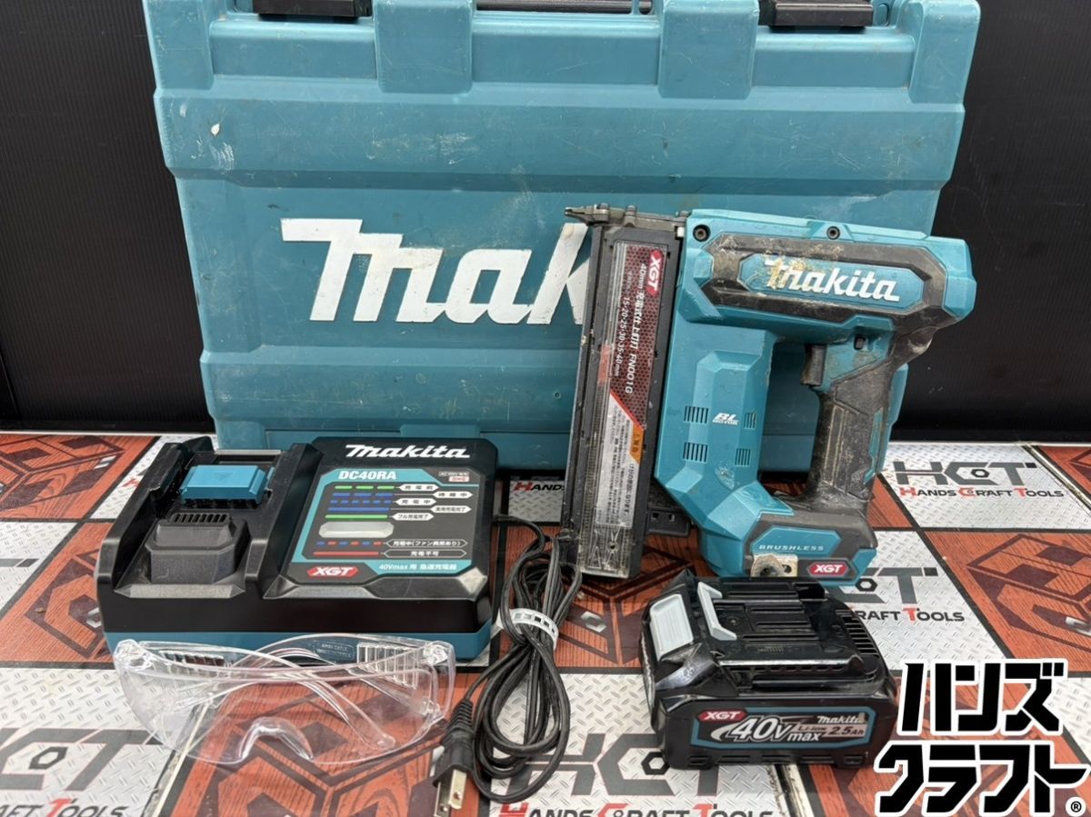 ■【中古品】マキタ makita FN001GRD 充電式仕上釘打 40V ケース、充電器、バッテリー(40V/2.5Ah)1個付き【ハンズクラフト宮崎新名爪店】