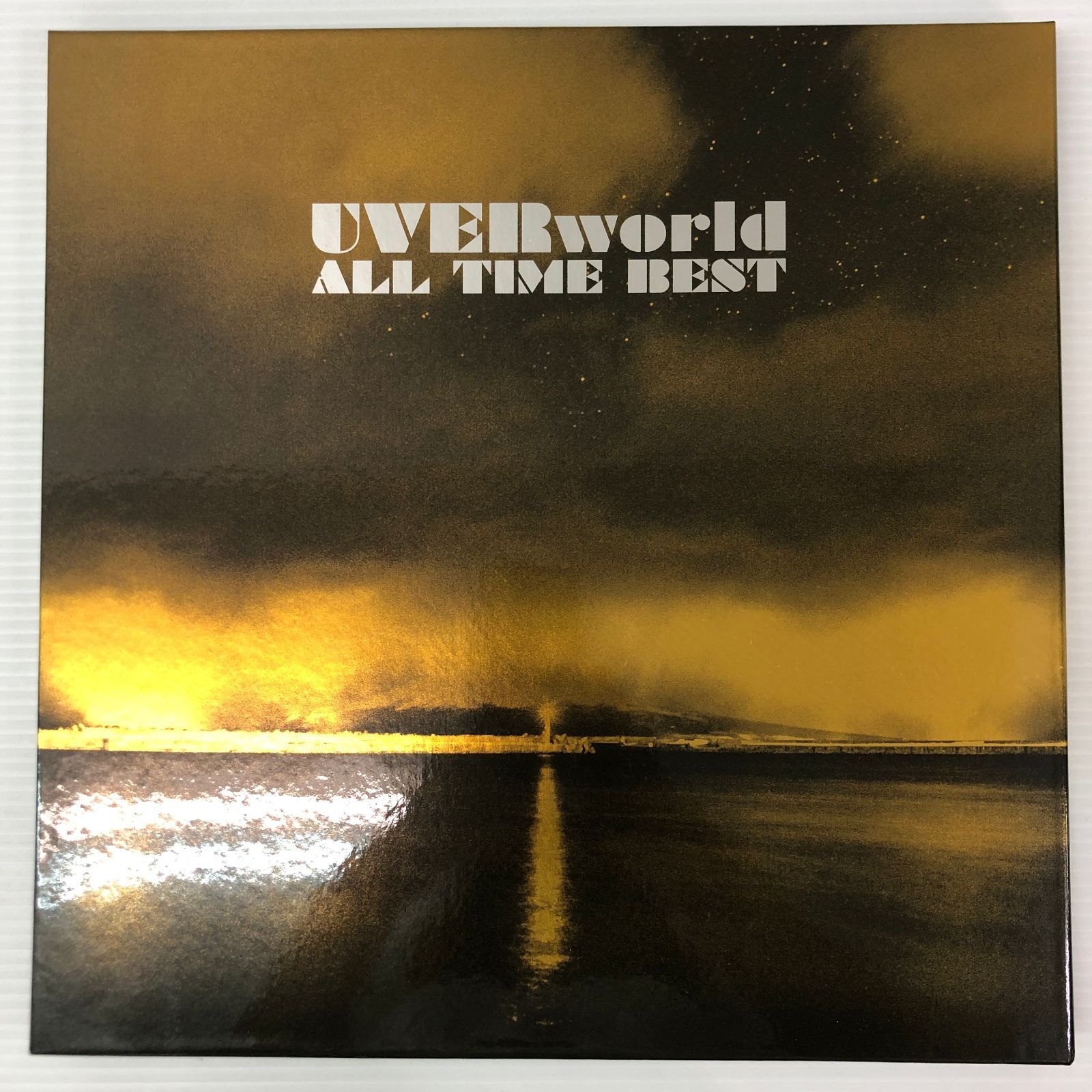 ALL TIME BEST (完全生産限定盤 4CD＋グッズ) UVERworld 中古品