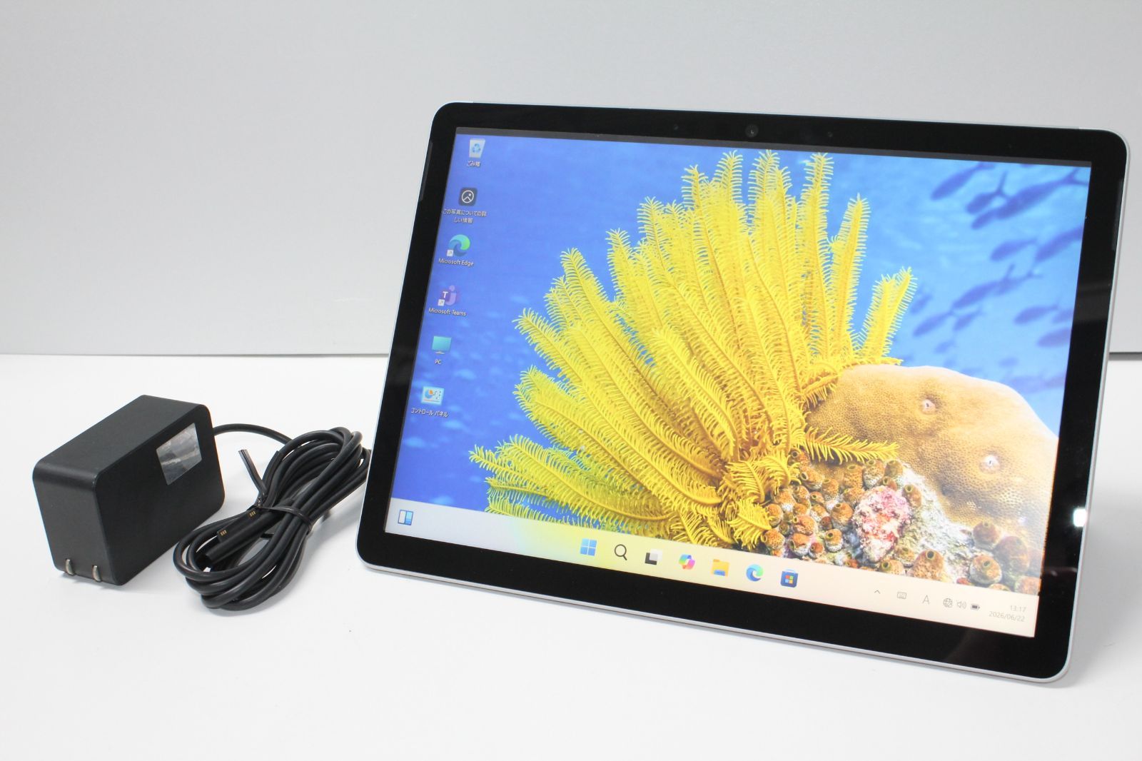surface go3 値下げ中 Surface Go 3 Pentium GOLD 64GB/4GB Cランク - メルカリ
