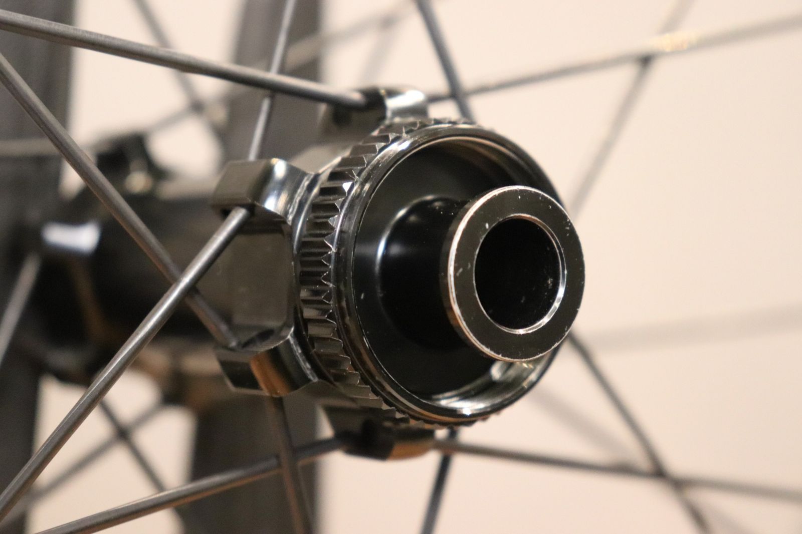 訳アリ ヨーレオ YOELEO SAT C50 DB PRO カーボン チューブレスレディ 