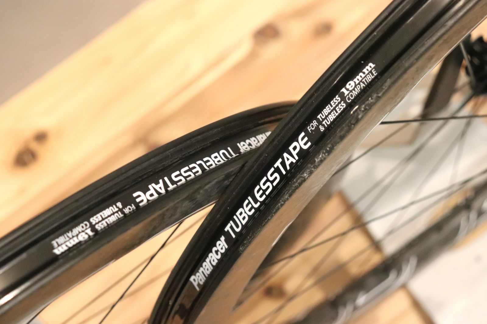 訳アリ ヨーレオ YOELEO SAT C50 DB PRO カーボン チューブレスレディ 