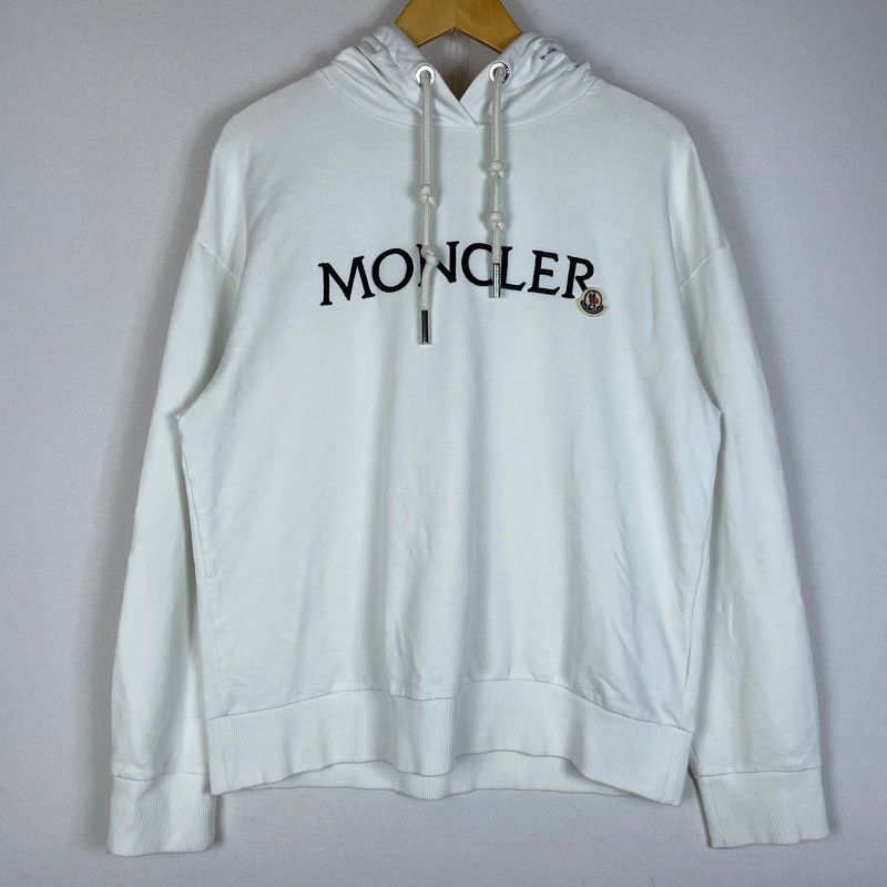 中古品】 MONCLER モンクレール LOGO PATCH HOODIE I20938G00026 89A1K