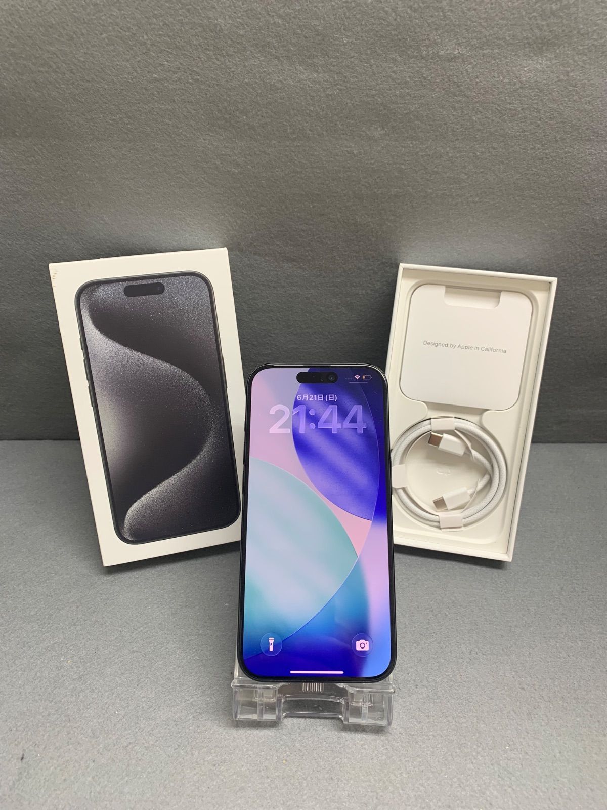 超美品 国内版 SIMフリー iPhone15 Pro 512GB ブラックチタニウム色