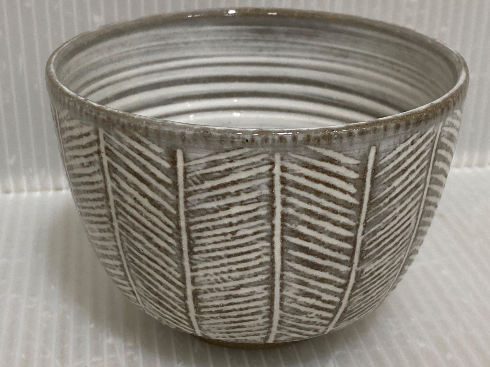 抹茶碗　唐津三島茶碗　須恵窯　徳沢守俊作　古物　共箱入 干支茶碗 子 須恵窯 抹茶碗 徳沢守俊 - メルカリ