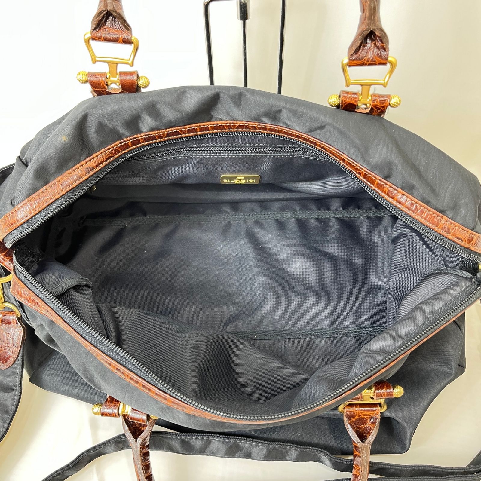 BALENCIAGA バレンシアガ 2Way ボストンバッグ ブラック 型押し BBロゴ