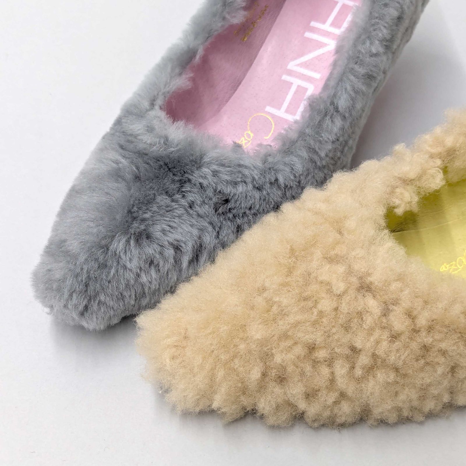 MANA ムートン・パンプス 40 新品・未使用】MANA（マナ）541165 Cozコラボ ムートン・パンプス