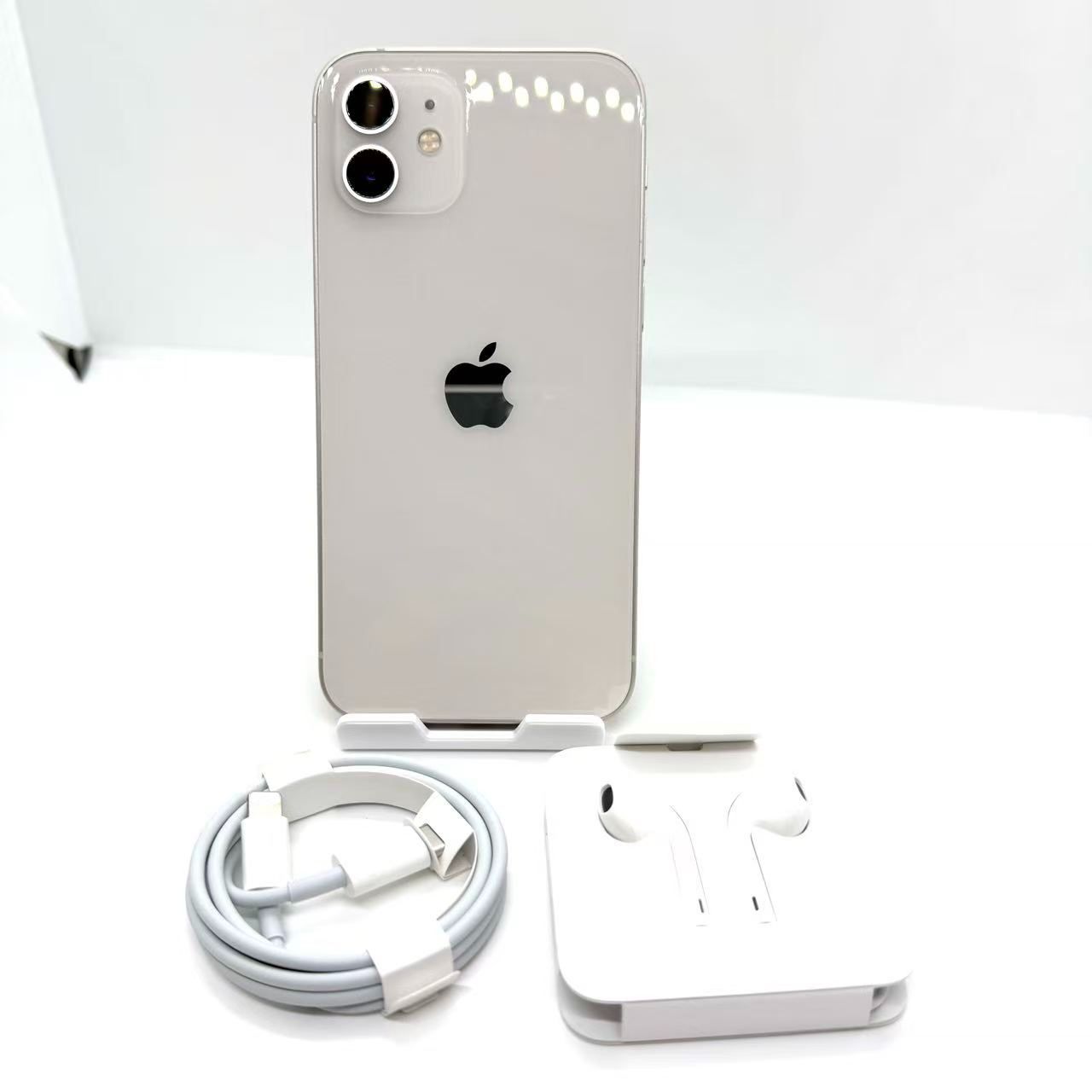 未使用 iPhone 12 64GB ホワイト SIMフリー - メルカリ
