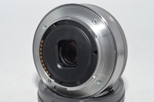 260575☆極上☆SONY 単焦点レンズ E 16mm F2.8 ソニー Eマウント用 APS