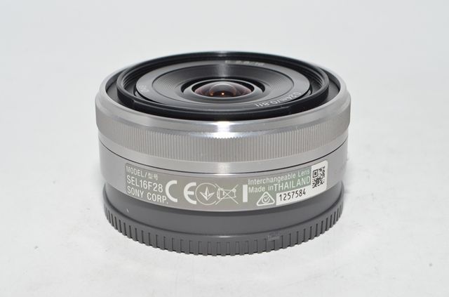 260575☆極上☆SONY 単焦点レンズ E 16mm F2.8 ソニー Eマウント用 APS
