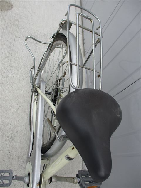 F217☆限定特価☆ 中古自転車 ☆完成車発送【24インチ ママチャリ 白 