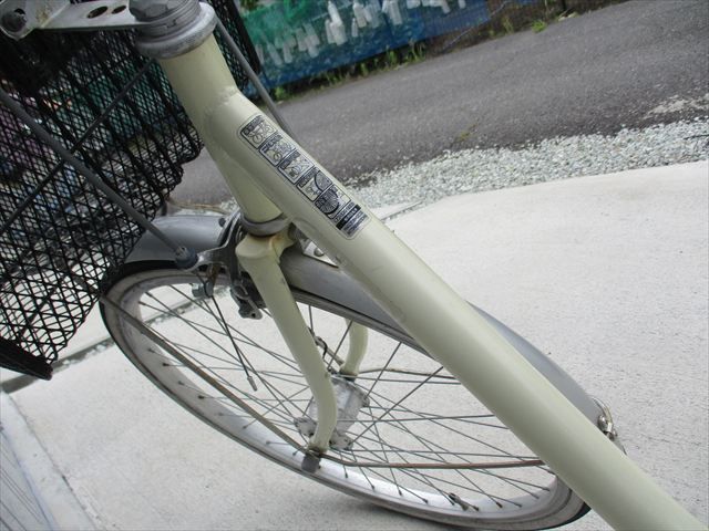 F217☆限定特価☆ 中古自転車 ☆完成車発送【24インチ ママチャリ 白 