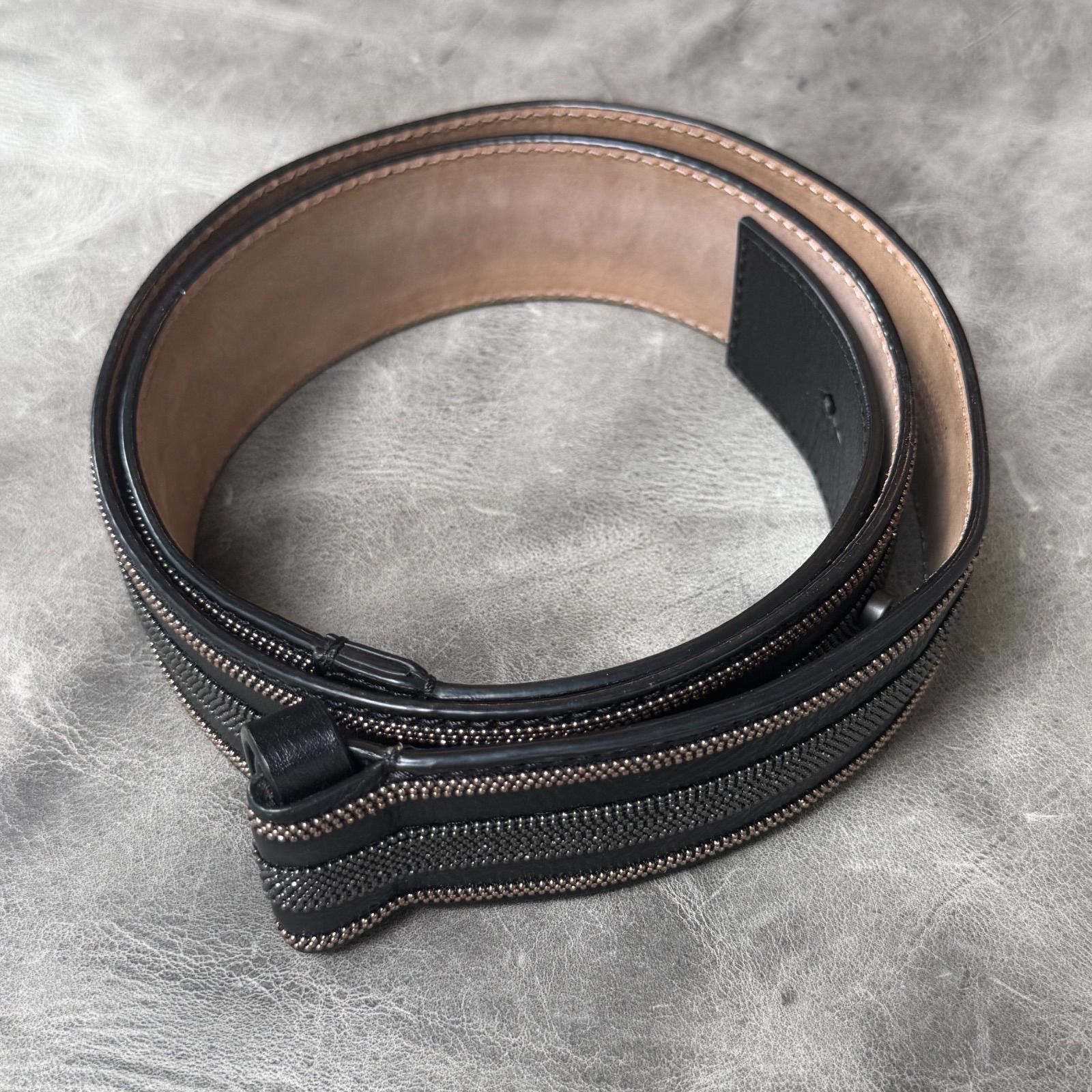【美品】 ブルネロクチネリ モニーレ レザーベルト 黒 M ユニセックス可 最大約88cm