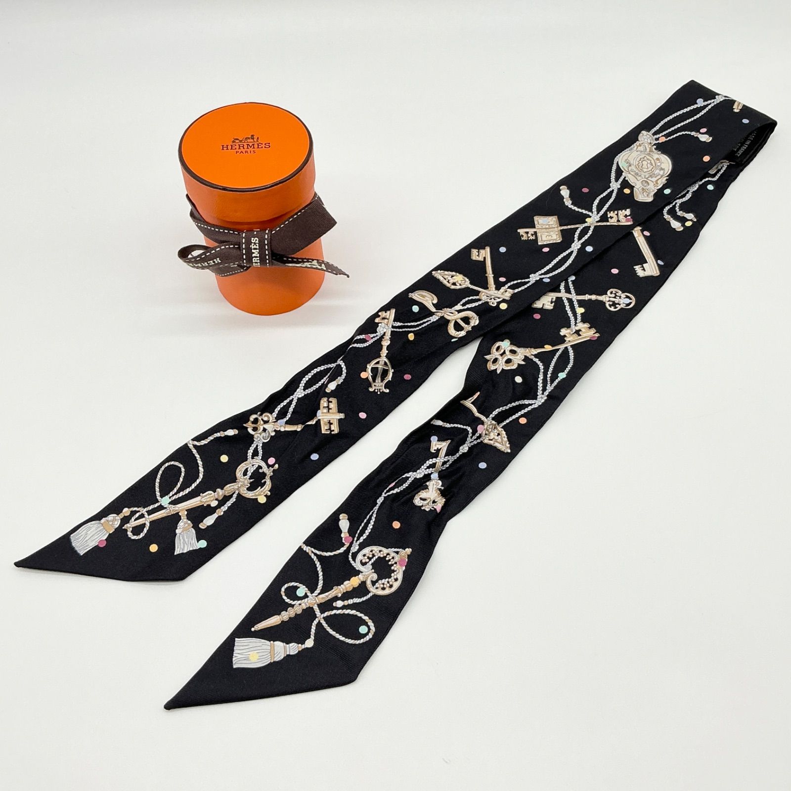 HERMES エルメス ツイリースカーフ Les Cles a Pois レ クレ ア ポア