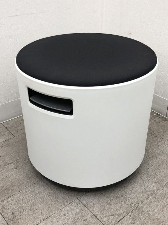 【中古品】スチールケース turnstone Buoy（ターンストーン ブイ）シリーズ スツール ホワイト
