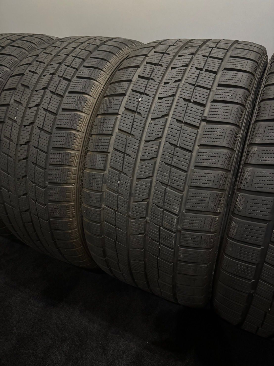 ★255/40 285/35 RF20 DUNLOP/DSX DSST CTT 18年製 スタッドレス 4本 ダンロップ GTR (南8-M572)