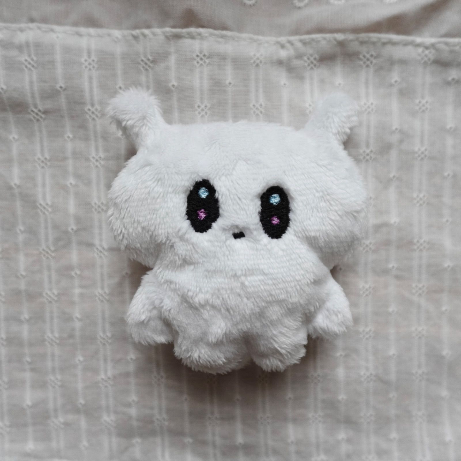 ハンドメイド かわいい  ハンドメイド ぬいぐるみ ぬいぐるみ ハンドメイド 起源種〈Origin〉ふわもち生物 ホワイト 自作