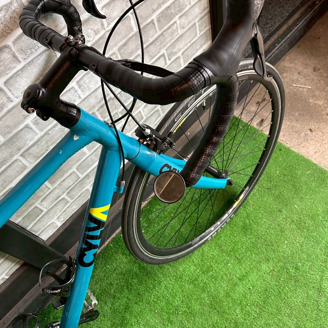 ブリヂストン BRIDGESTONE CYLVA D18 エスニックターコイズ ロード
