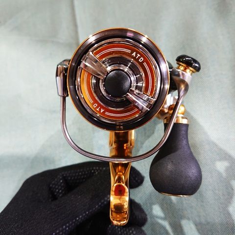 DAIWA ダイワ 22トーナメントISO 3000XH-LBD スピニングリール - メルカリ