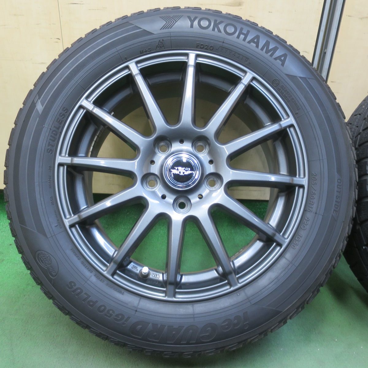 キレイ◎スタッドレス 205/60R16 ヨコハマ アイスガード iG50 プラス 