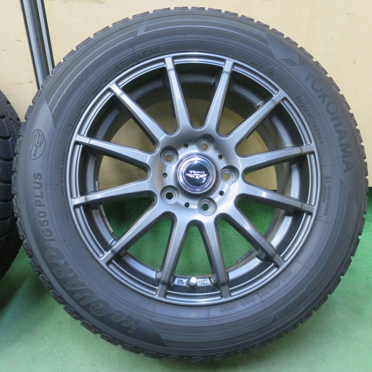 キレイ◎スタッドレス 205/60R16 ヨコハマ アイスガード iG50 プラス 