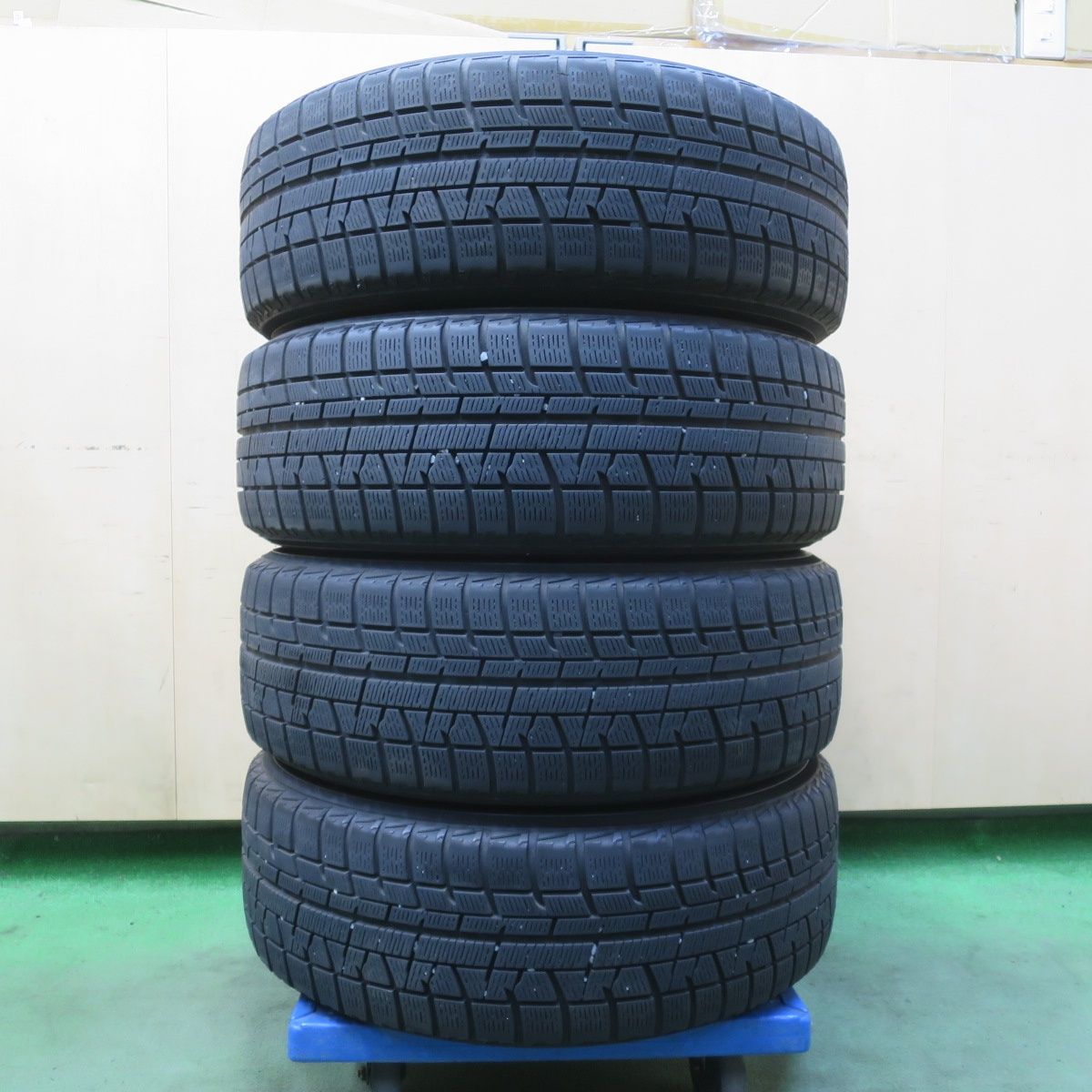 キレイ◎スタッドレス 205/60R16 ヨコハマ アイスガード iG50 プラス 