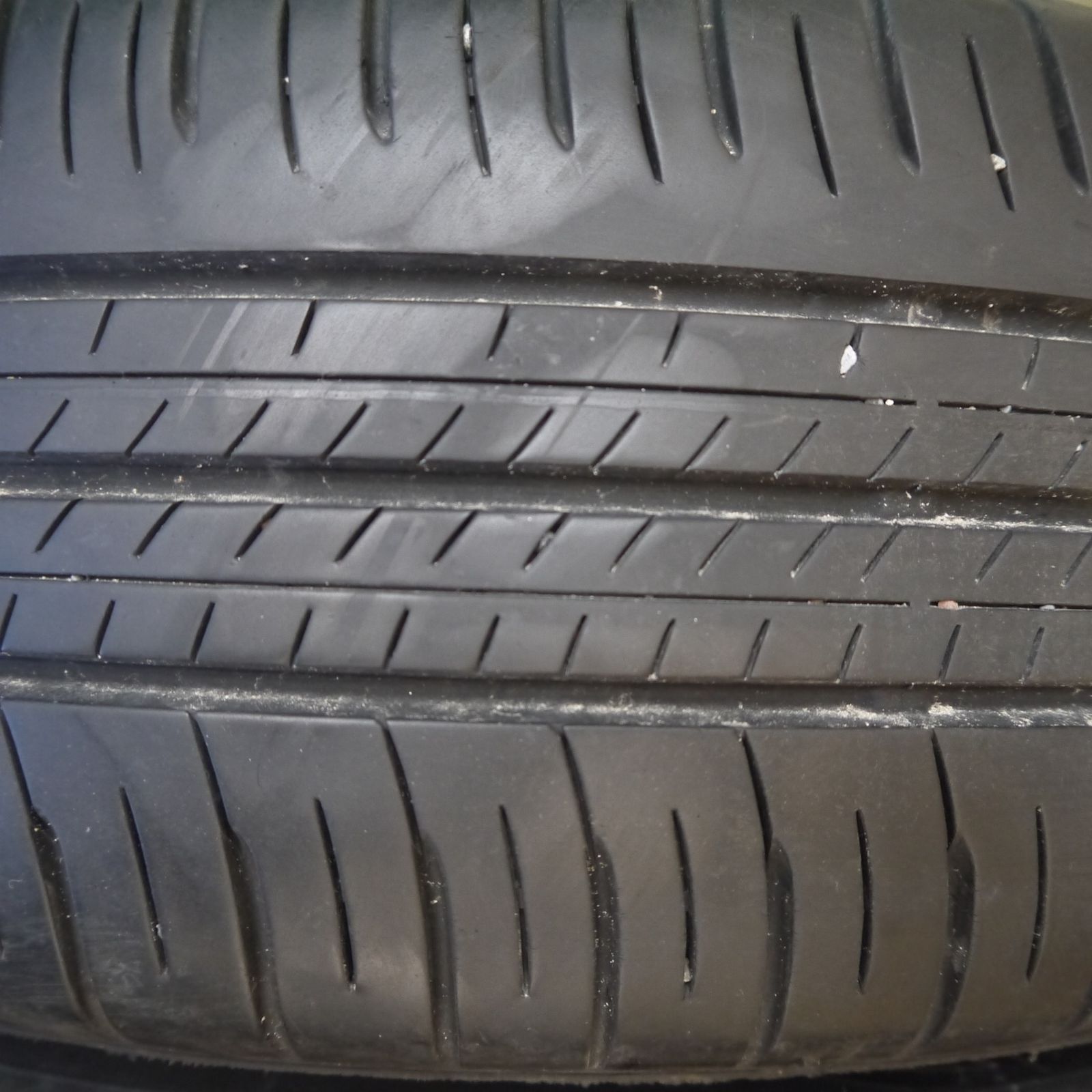 バリ溝！8.5分◎185/65R15 ダンロップ エナセーブ EC300+ Laffite ラ