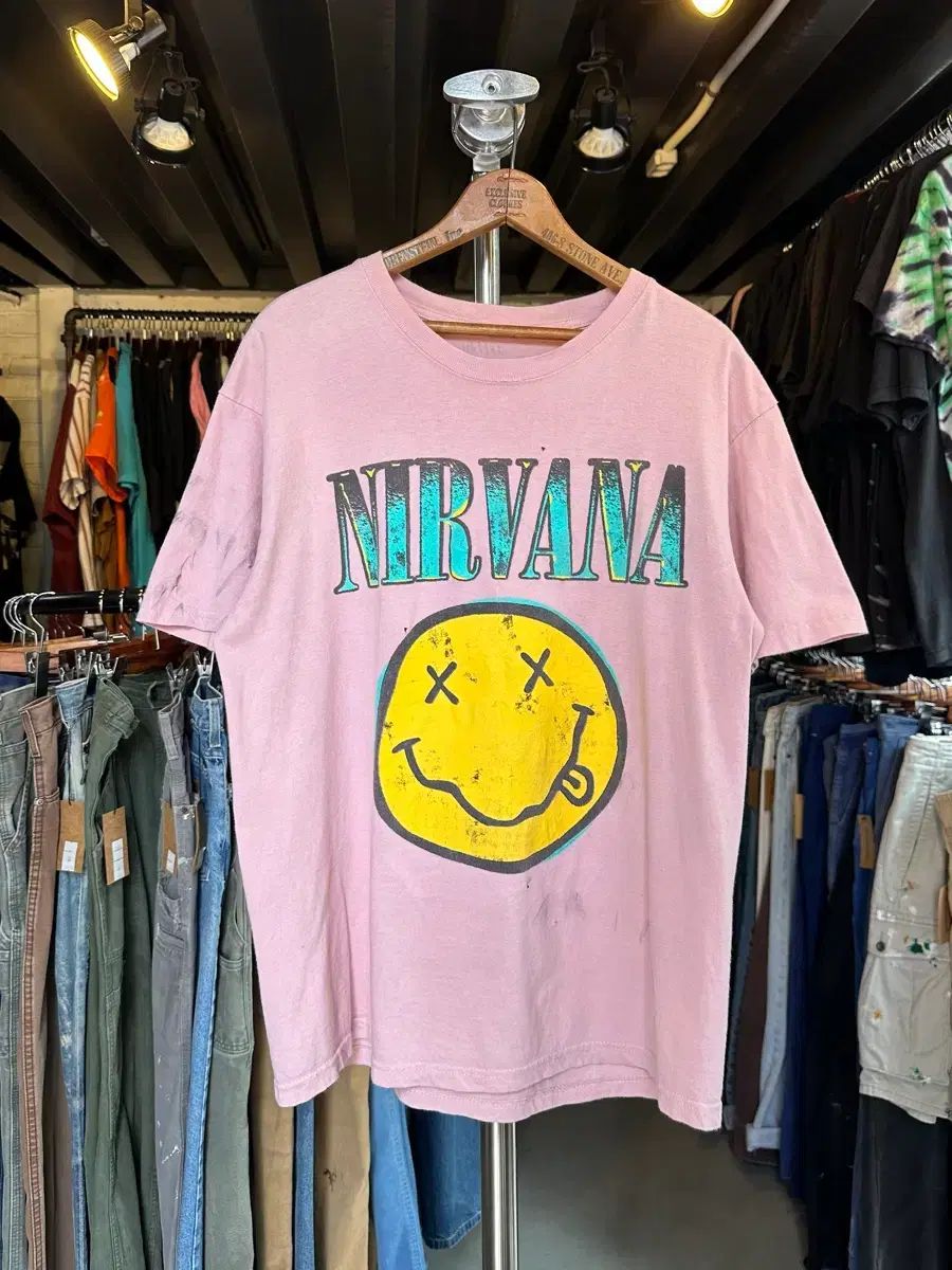 100 NIRVANA(ニルヴァーナ) ロックバンド プリンティング Tシャツ