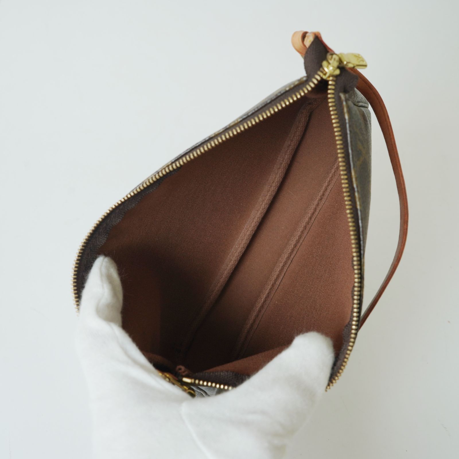 LOUIS VUITTON ルイヴィトン モノグラム アクセソワール ポーチ