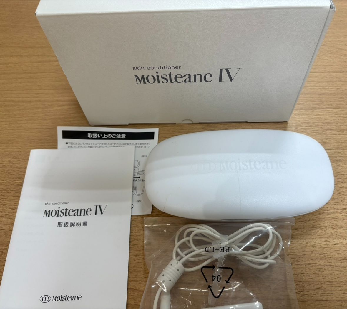 モイスティーヌ本体 moisteane モイスティーヌ 美顔器 本体 マスク