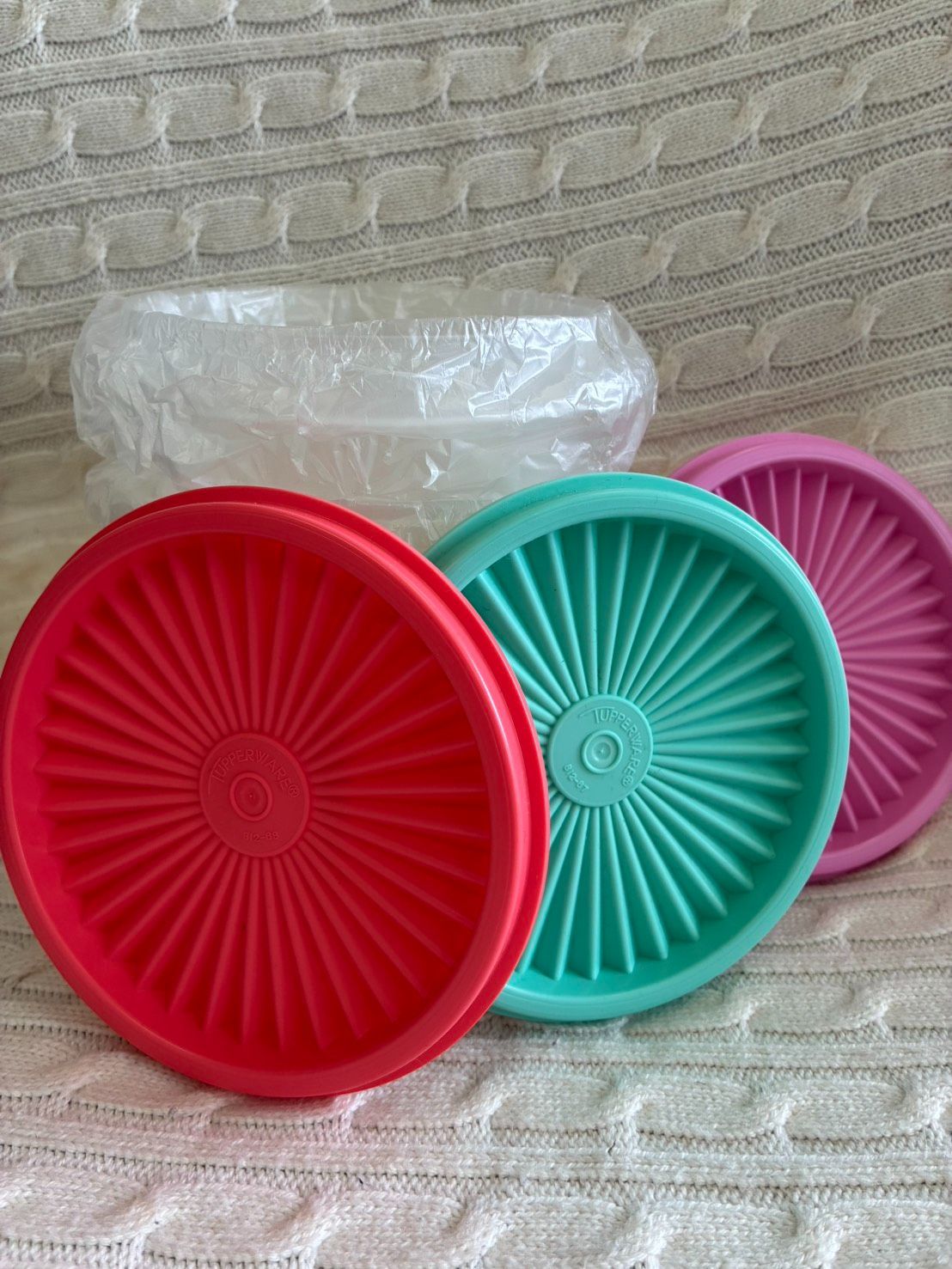新品☆Tupperware 食品保存容器 ベルポピー3個セット☆ - メルカリ