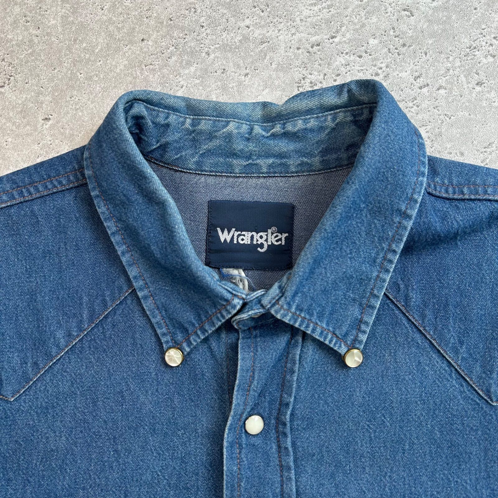 T058【Wrangler】インディゴ デニム ウエスタンシャツ 長袖〔XL相当