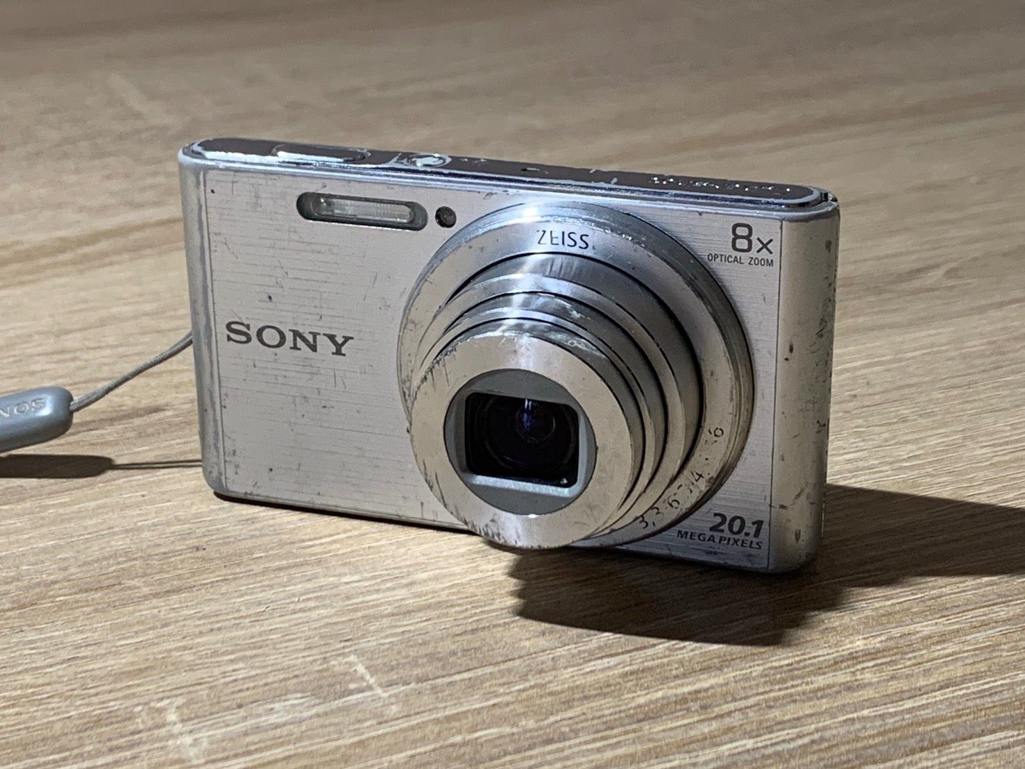 1906 Sony Cyber-Shot DSC-W830 シルバー ジャンク品 デジカメ【ネ