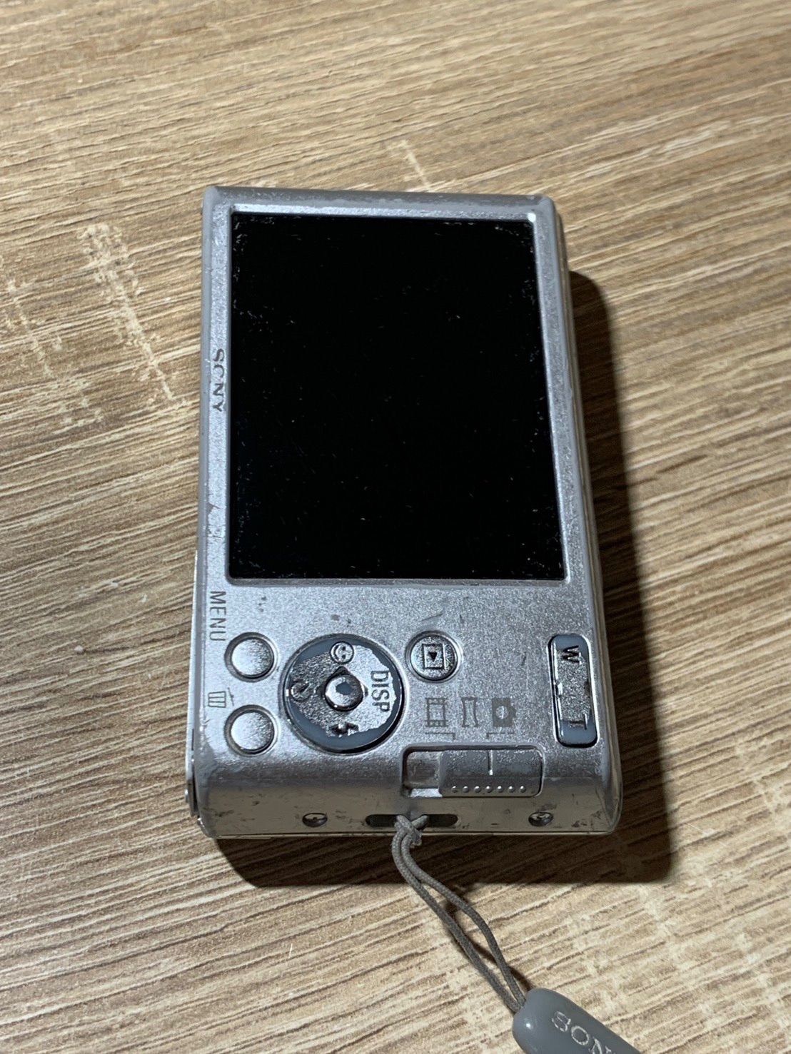 1906 Sony Cyber-Shot DSC-W830 シルバー ジャンク品 デジカメ【ネ