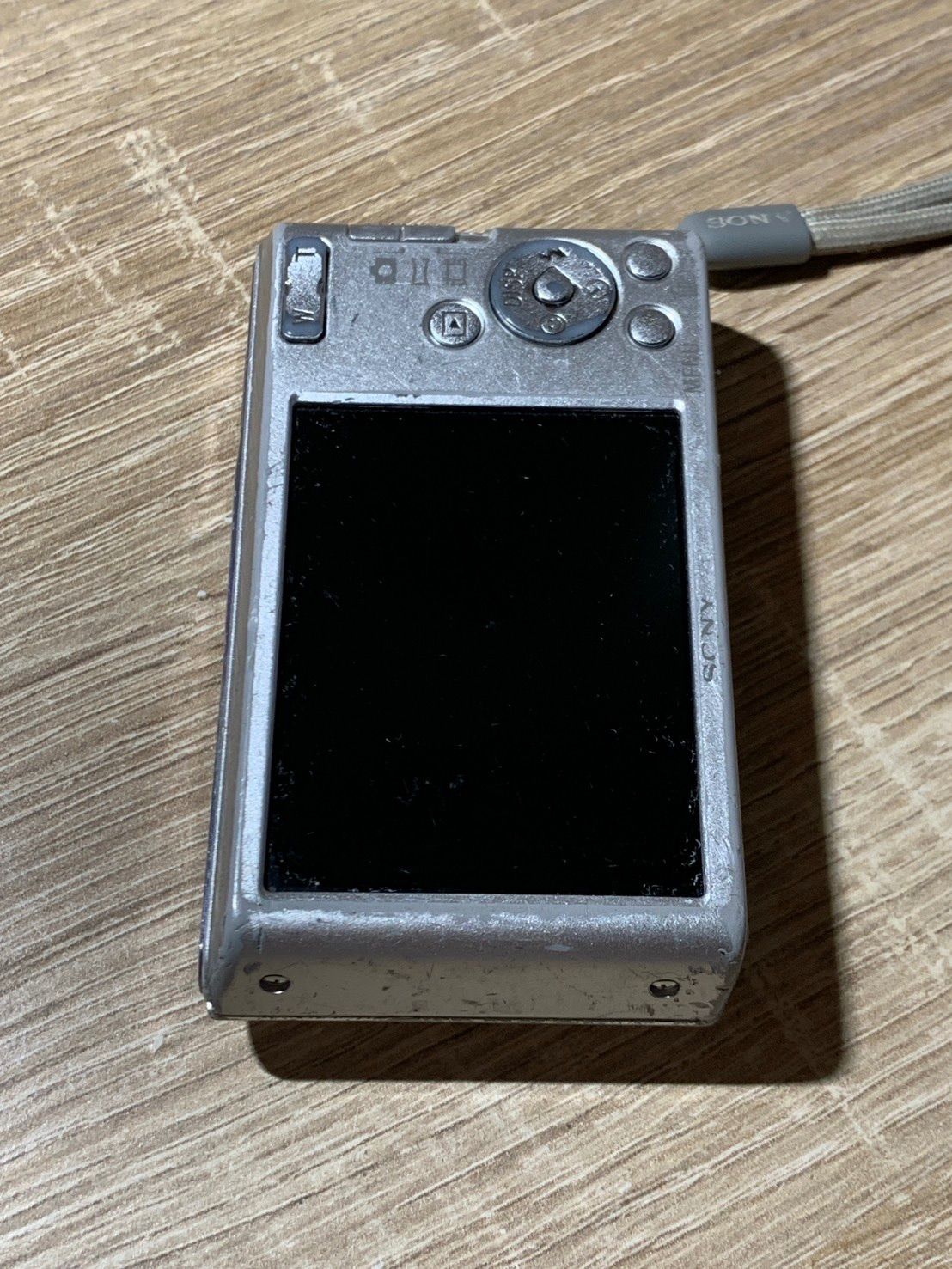 1906 Sony Cyber-Shot DSC-W830 シルバー ジャンク品 デジカメ【ネ