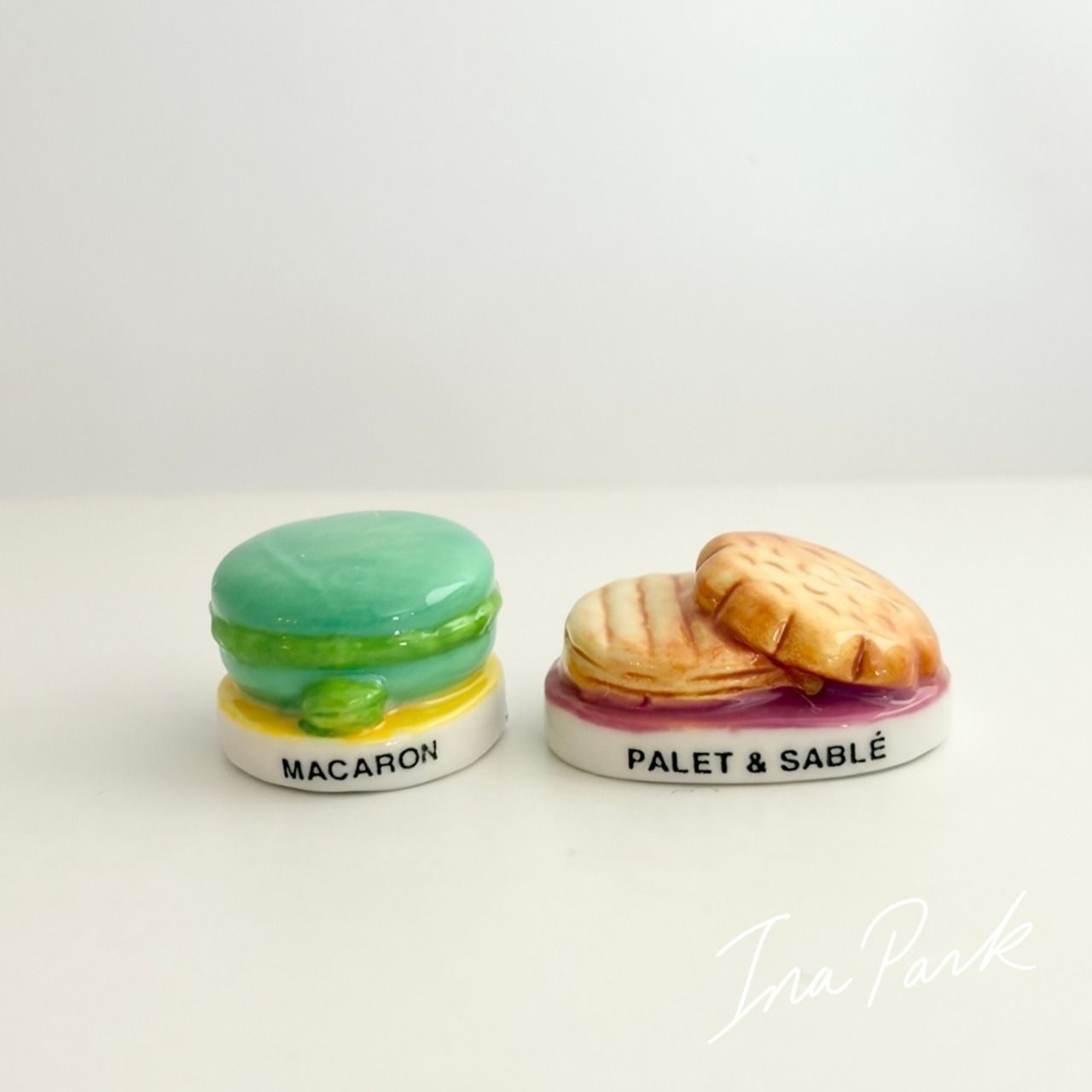フランスのビスケット フェーヴ フェーブ フランス製 ミニチュア 陶器