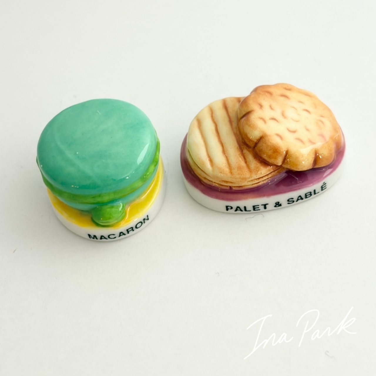 フランスのビスケット フェーヴ フェーブ フランス製 ミニチュア 陶器