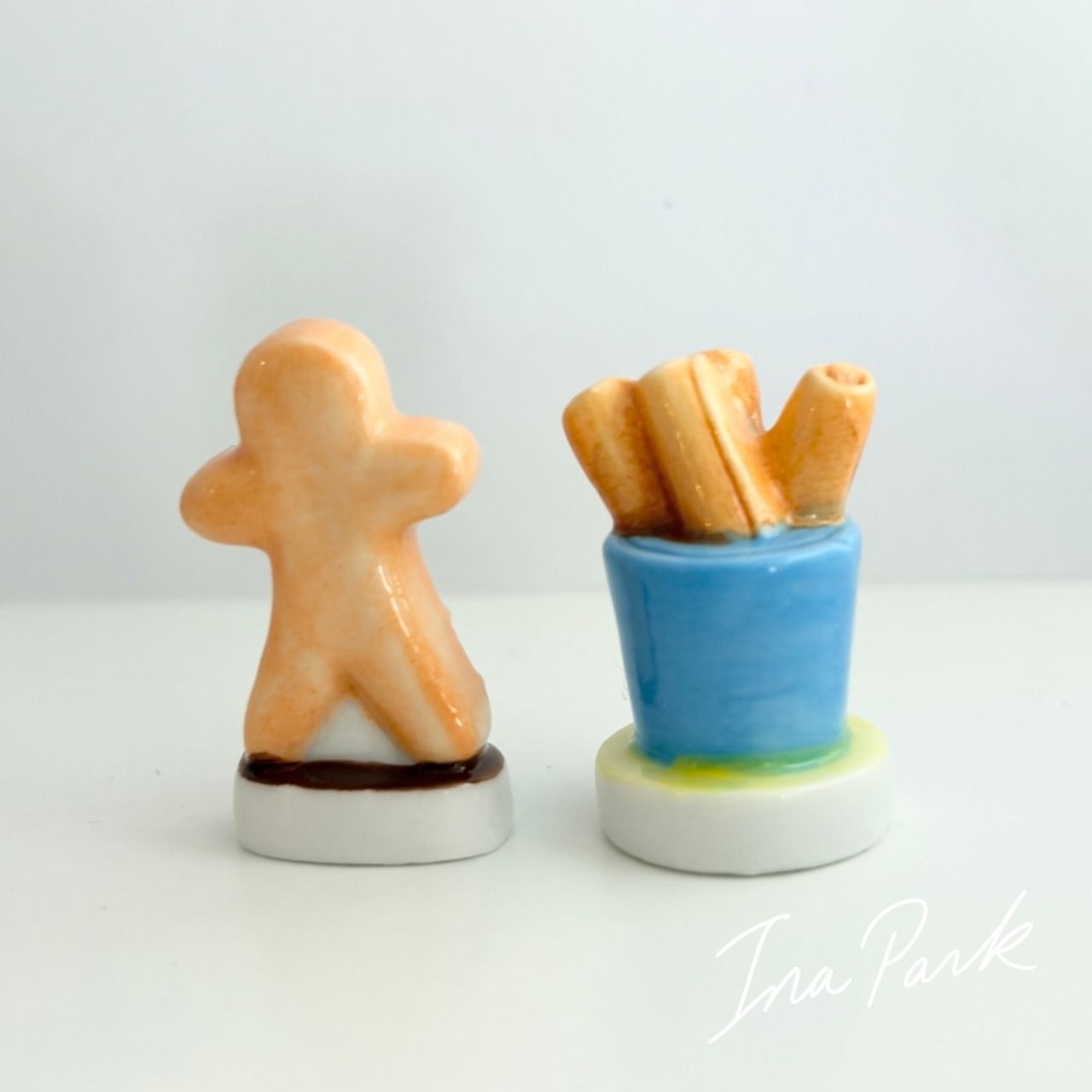 フランスのビスケット フェーヴ フェーブ フランス製 ミニチュア 陶器