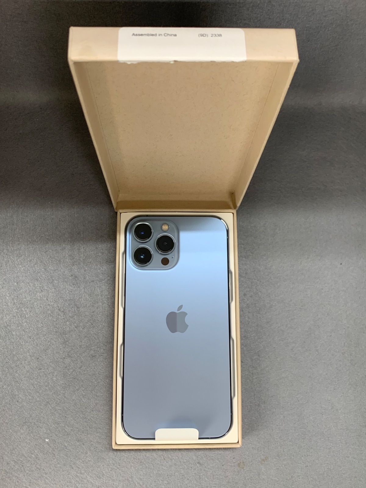 新品同様　国内版 SIMフリー iPhone13 Pro 128GB シエラブルー色