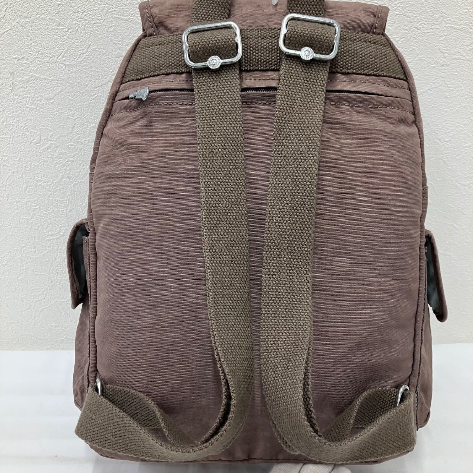 KIPLING ブラウンリュック モンキー付き 8331 KIPLING キプリング 