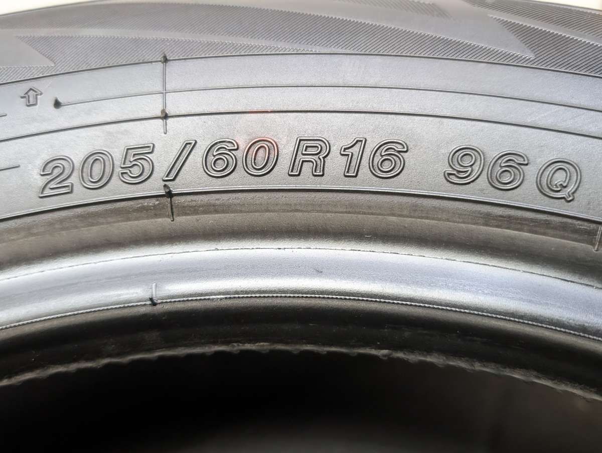205/60R16 ヨコハマ アイスガード iG70 中古タイヤ スタッドレスタイヤ 205/60R16 ヨコハマ アイスガード iG70 中古タイヤ スタッドレスタイヤ