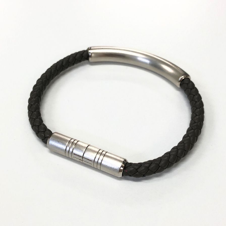 エルメス ブレスレット トーテム レザー×メタル ブラウン系 メンズ HERMES エルメス ブレスレット トーテム レザー×メタル ブラウン系 メンズ