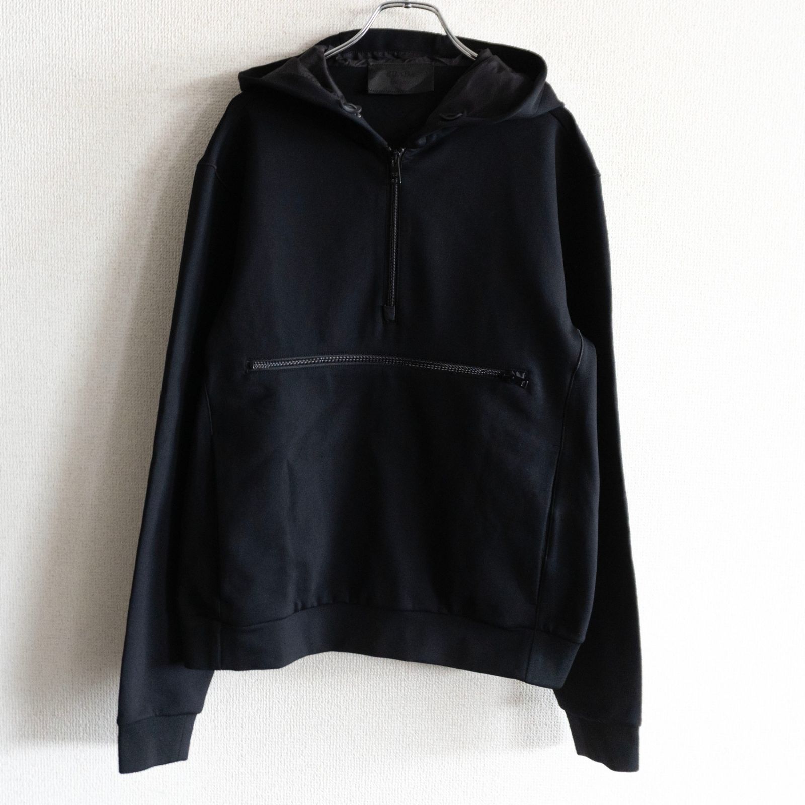 【最高級】 PRADA 【ハーフジップ ストレッチ アノラック パーカー SJN249】Ｍ プラダ ブラック s2606082