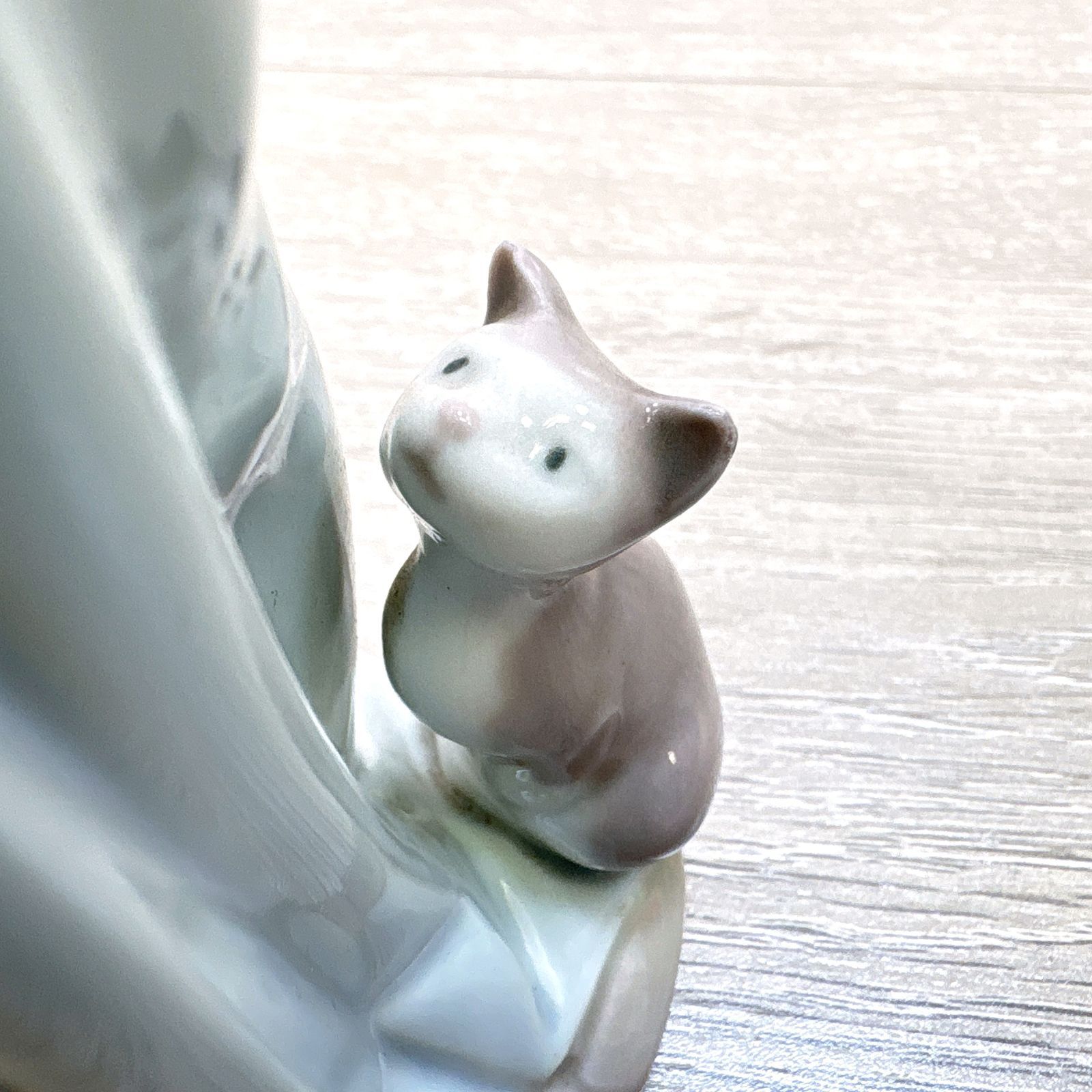 LLADRO リヤドロ 5743 少女と猫 フィギュリン 陶器置物 西洋陶磁