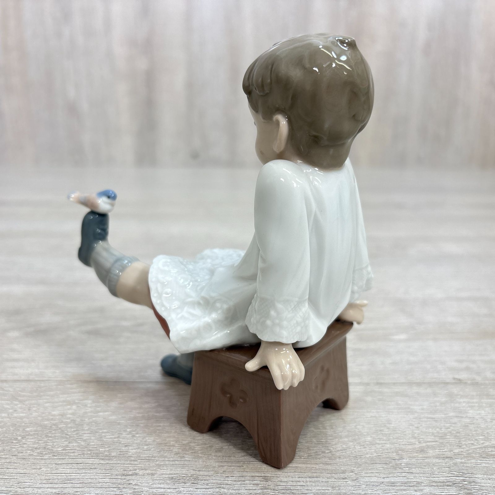 リヤドロ LLADRO 5411 Talk To Me お話して 少女 小鳥 フィギュリン