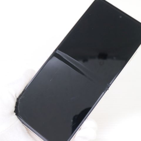 美品 SIMフリー Libero Flip ゴールド スマホ ZTE 即日発送 土日祝発送